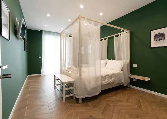 Puglialux Guest house Bari