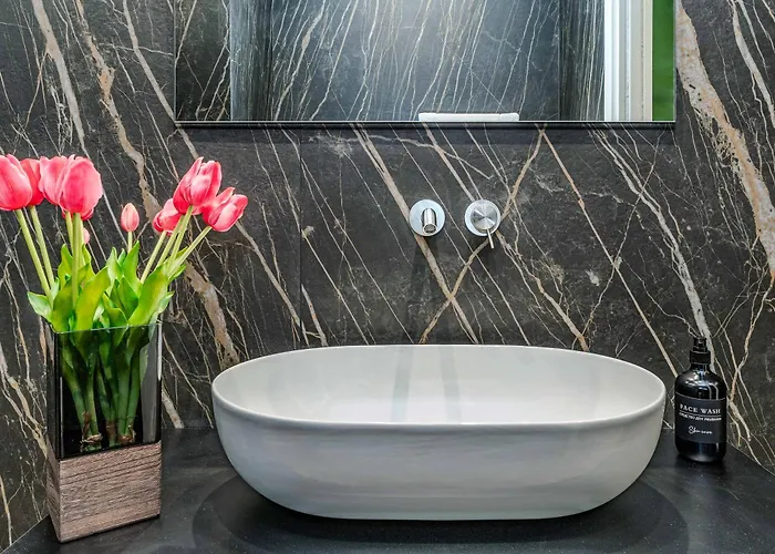 Puglialux 3* בארי